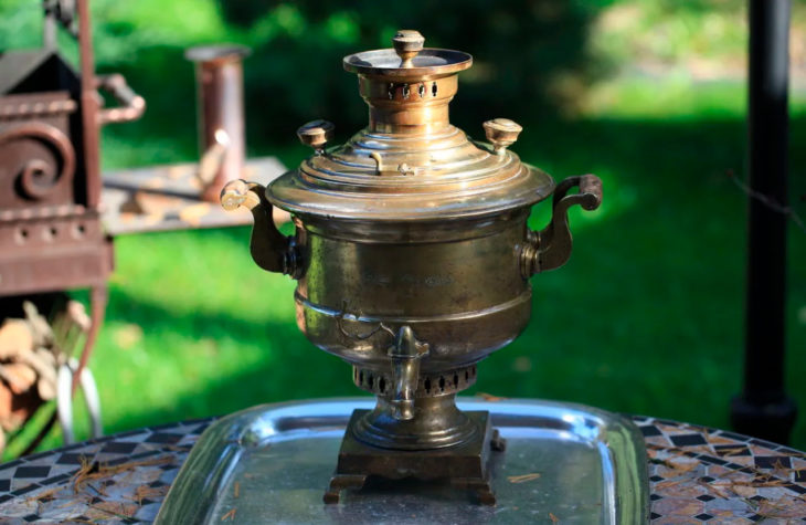 Пословицы про самовар (20 пословиц)