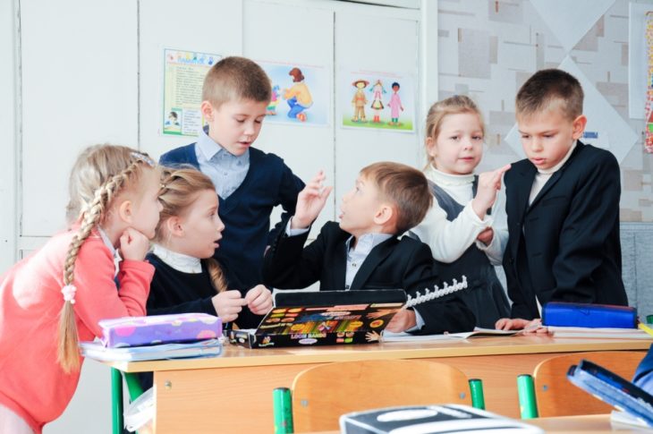 Загадки про начальную школу	(3 штуки)