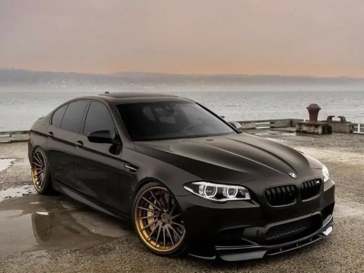 Статусы про BMW (30 статусов)